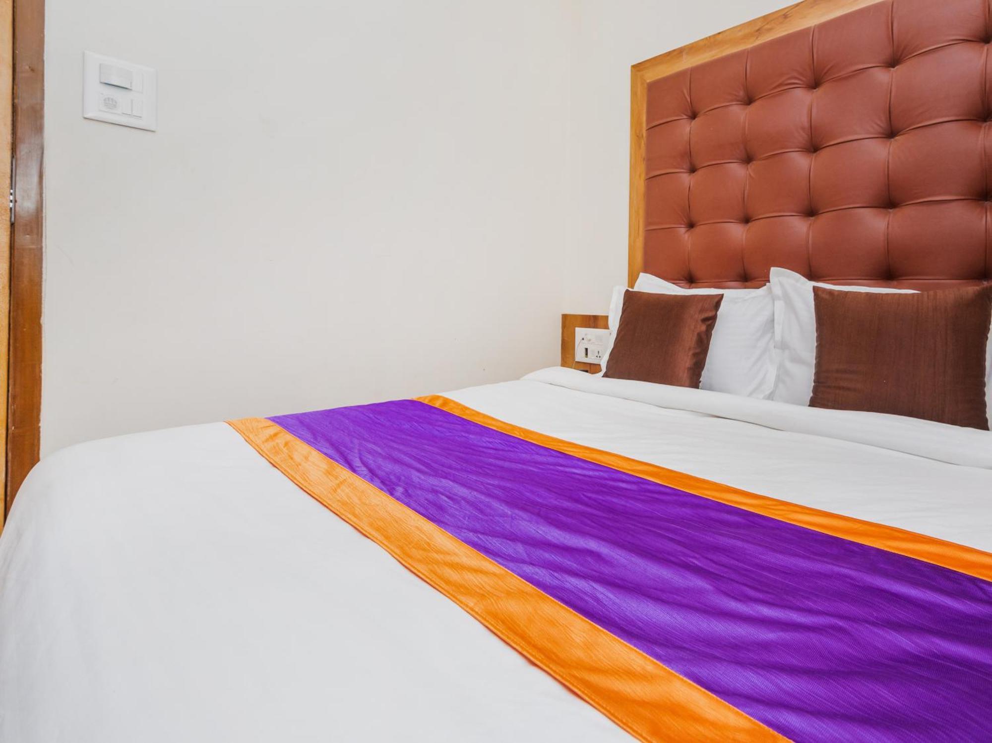Hotel Era มุมไบ ภายนอก รูปภาพ