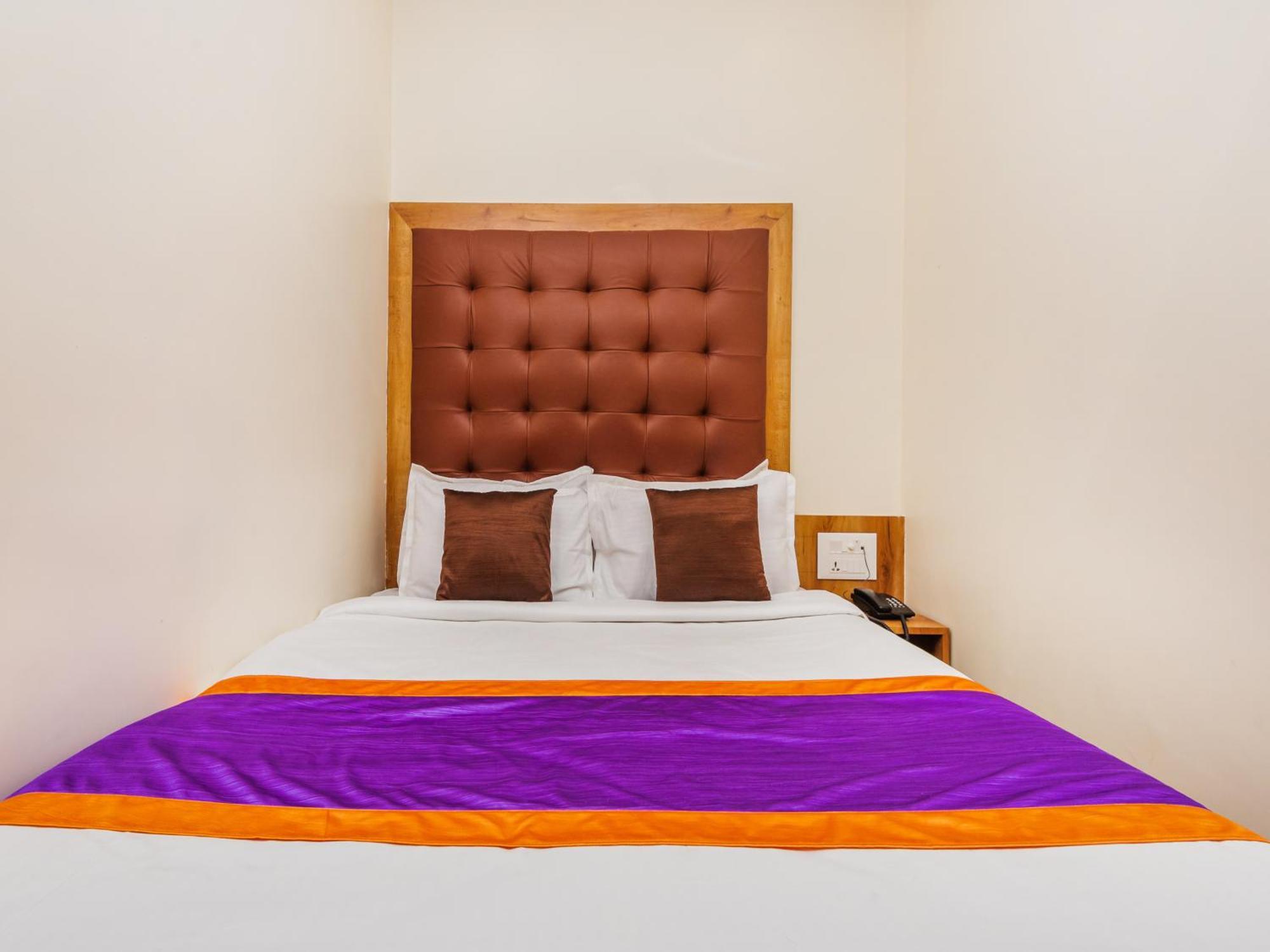 Hotel Era มุมไบ ภายนอก รูปภาพ