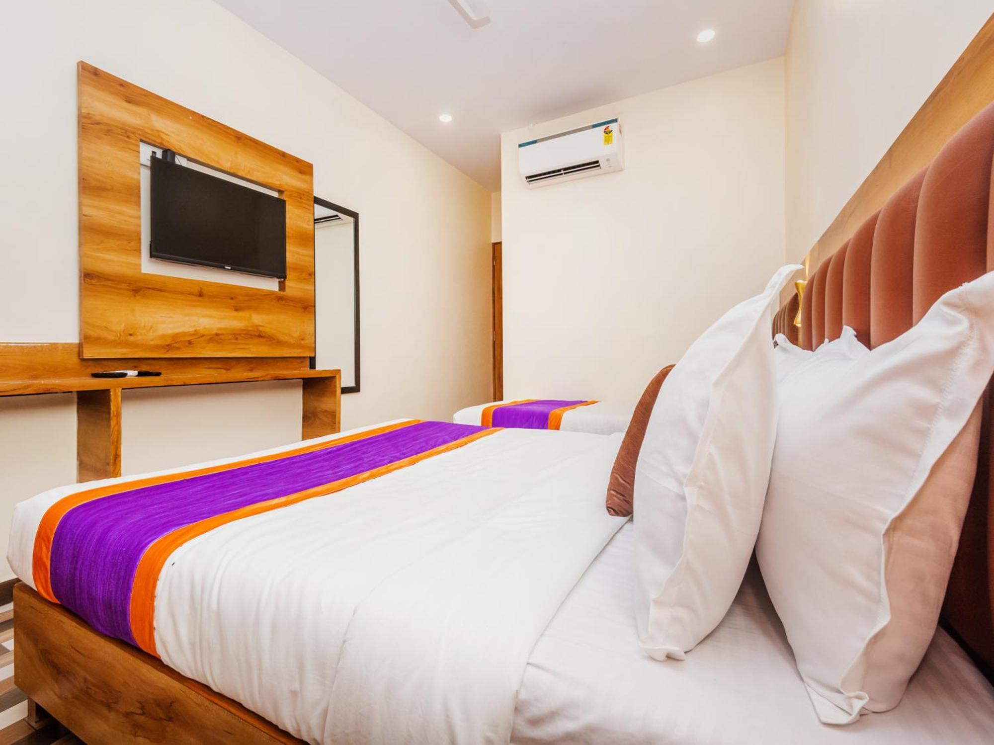 Hotel Era มุมไบ ภายนอก รูปภาพ